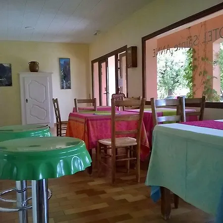 Hotel Sainte Anne 2*